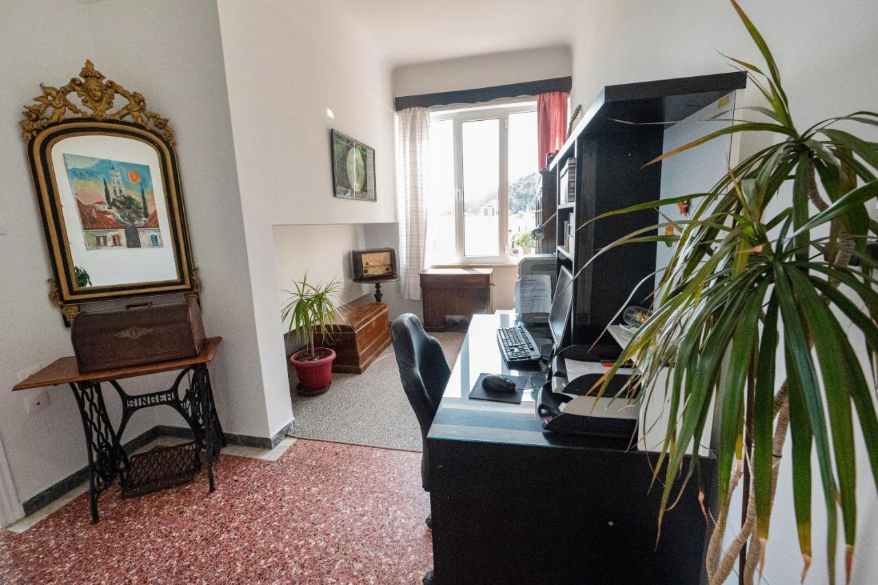 Villa Sofia Sea View Порос Экстерьер фото